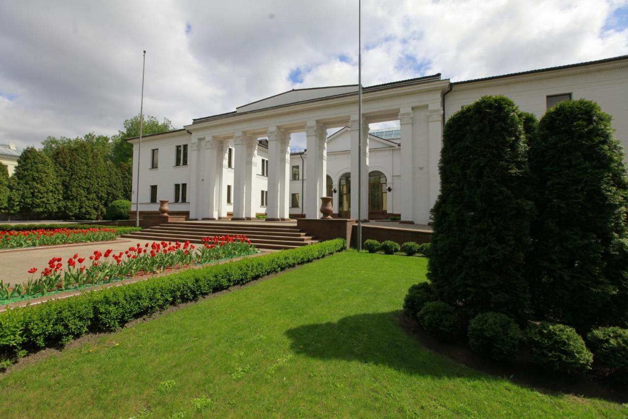 Vip Apartments Dipservice Hall Minsk Exterior photo